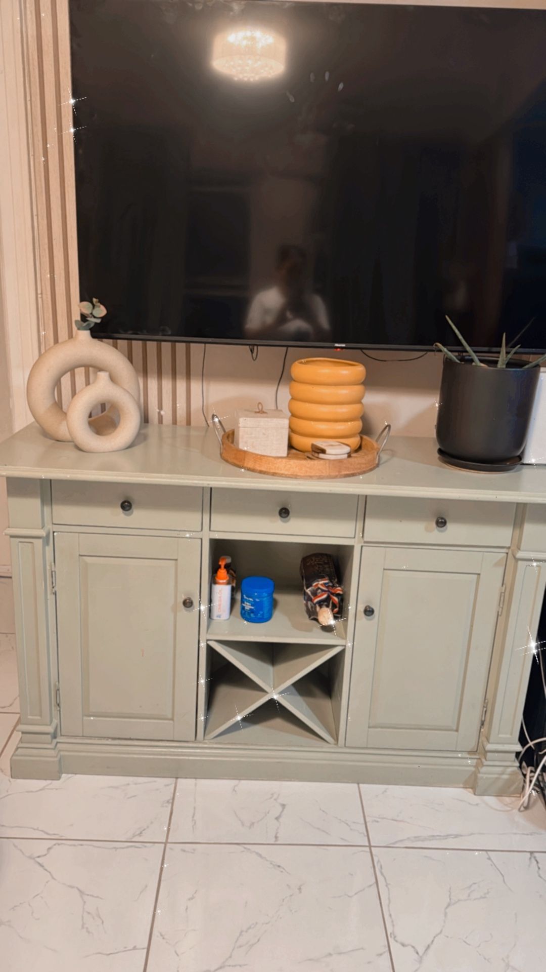 very good quality island table