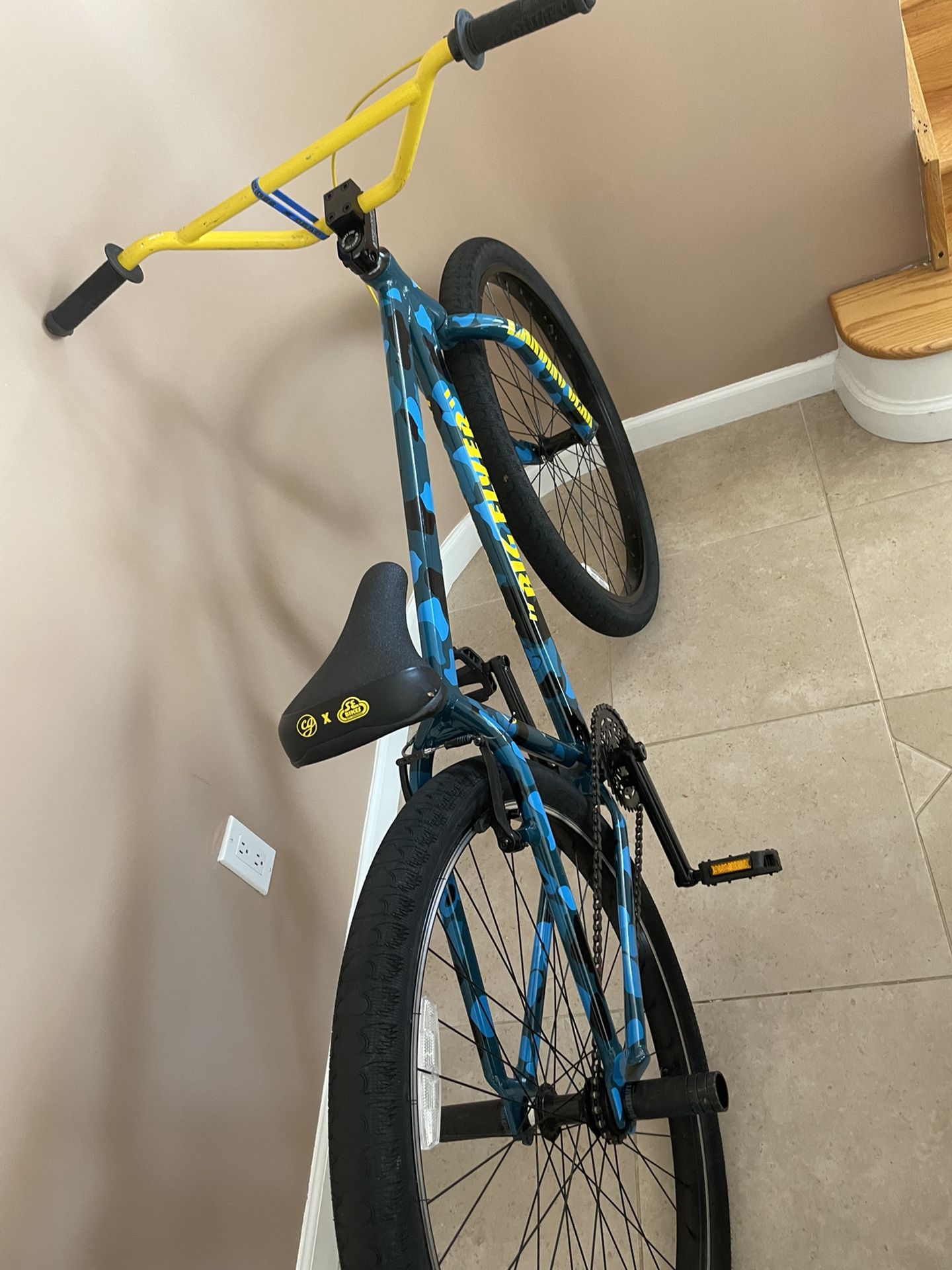 Blue and yellow big flyer sale