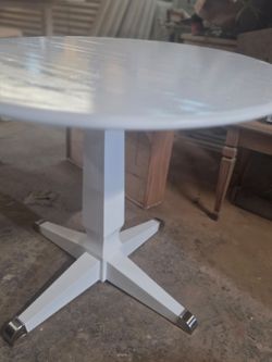 Dinning room table