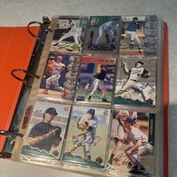 Autograph Baseball ,Hockey,Football Cards 