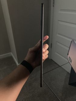 iPad Air M3 (2024) - 11 unlocked , 256gb