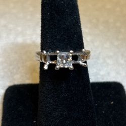 Platinum Diamond Ring