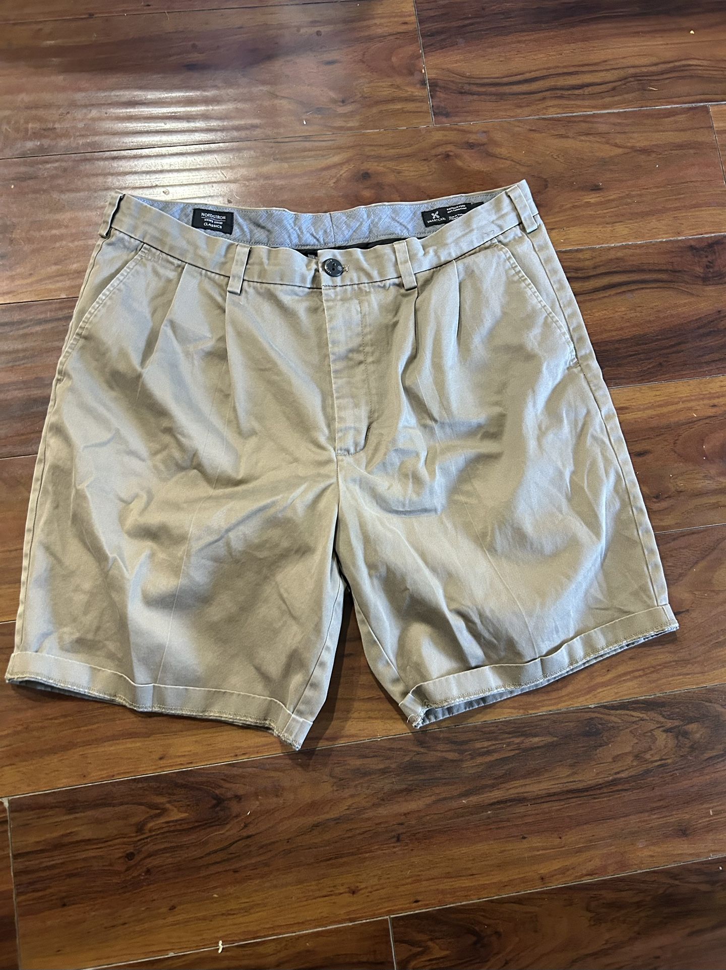 Nordstrom Shorts, wrinkle free, 38 waist, used, brown men’s shorts Retails $90