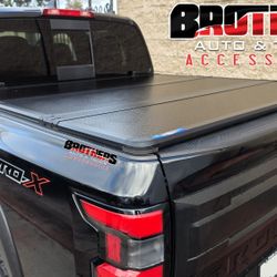 Tri-fold Bed Cover Tapaderas Para Trocas Bedliner Tapa de tres pedazos Tapaderas Para Trokas