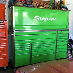 Snap On Tool Box 29” D 72” W 73” T Used On Exelent Condition Just Tool Box Chente 😂