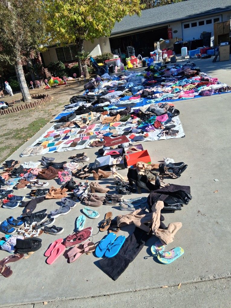 Yard Sale 12-4, 12-5 8:00 To 3:00