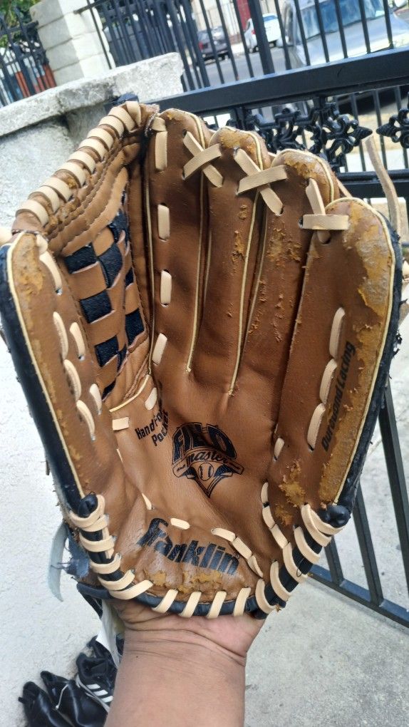 Franklin Field Master Baseball Glove Mitt 4178 Right Hand Throw 13” Brown Black