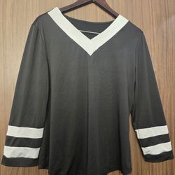 Black And White Stripe XL Womens Shirt / Top