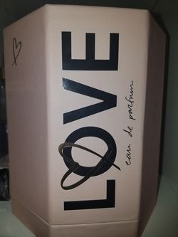 New 3pce perfume set regulr $78