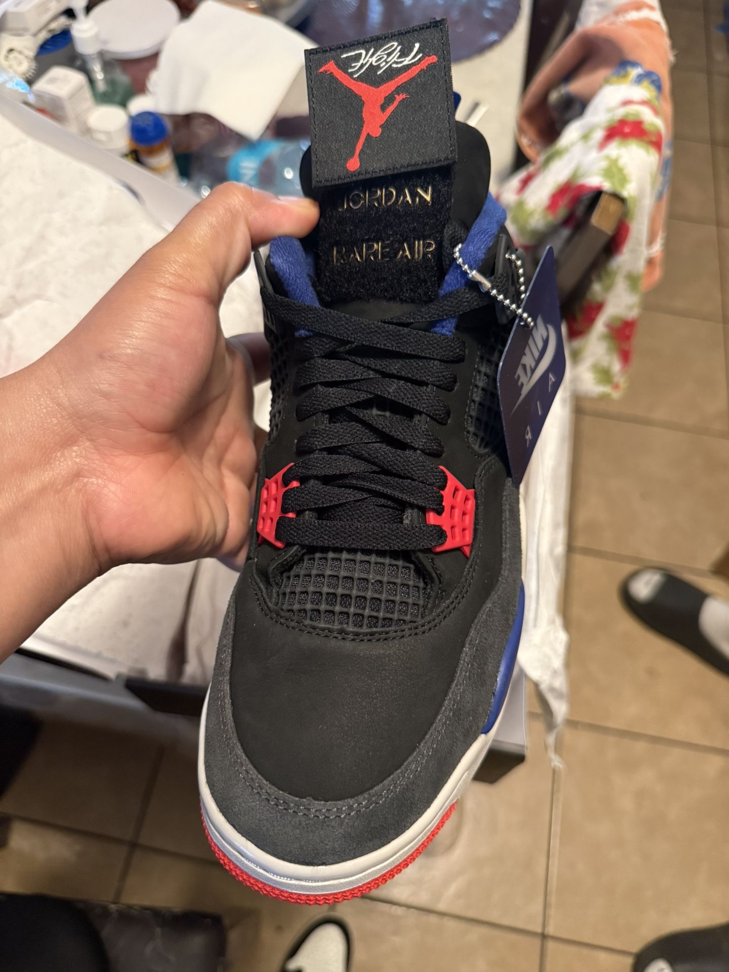 Air Jordan 4 Rare Air (Gold Lettering) Size 9.5
