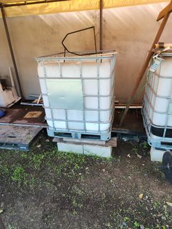 Liquid Tote 45, and 2 Barrels 10 each