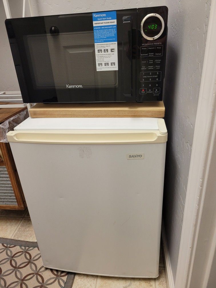 Refrigerator Microwave Combo