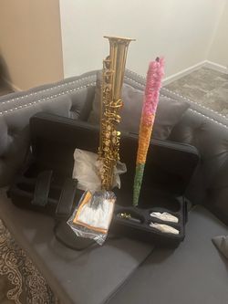Soprano Saxophone with Case and Accessories