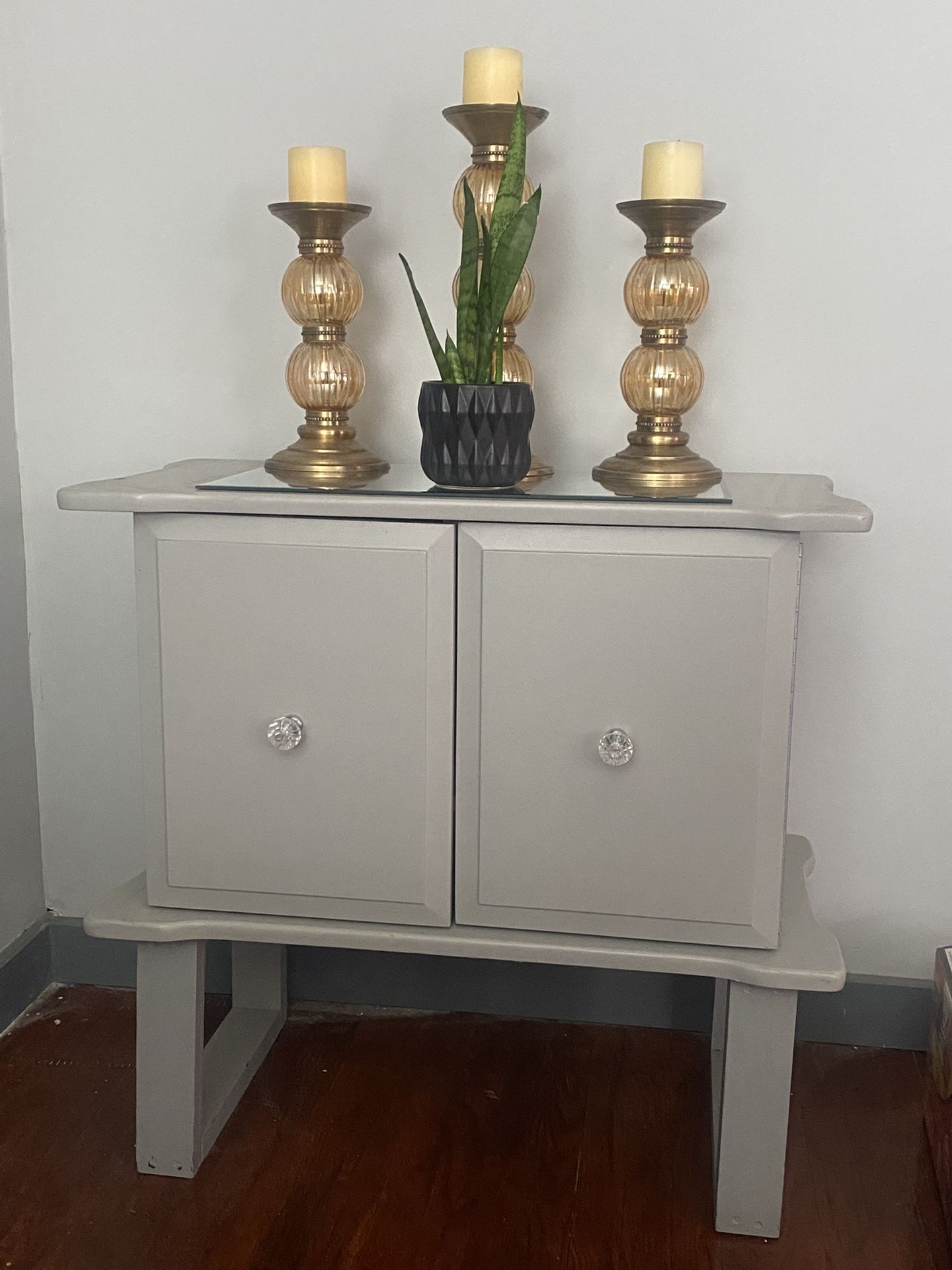 Real wood cabinet