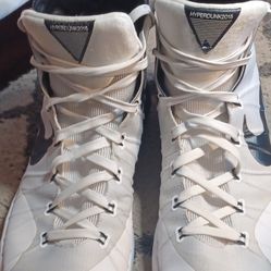 Make An Offer: Nike HyperDunk Basketball Shoes Size 13.5