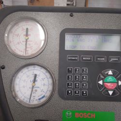 BOSCH AC Reclaimer & Charging Machine