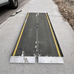 Ez -access  aluminum Suitcase Ramp 