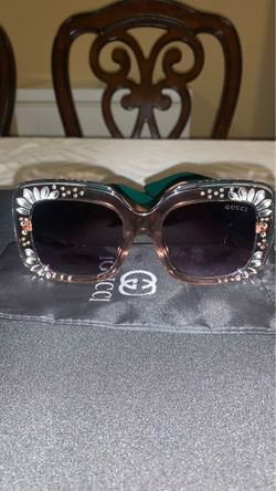 Women’s sunglasses