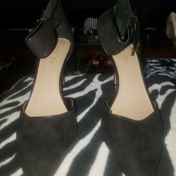 Women's Black Suede Ankle Saks Fifth Avenue Pointed Toe Heels