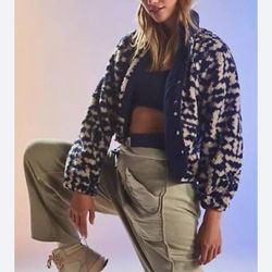 Free People Hit The Slopes 