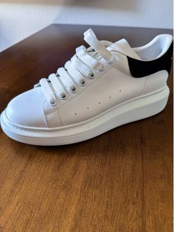 Alexander McQueen Oversized White Black