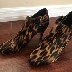 Brand new Vince Camuto leopard booties