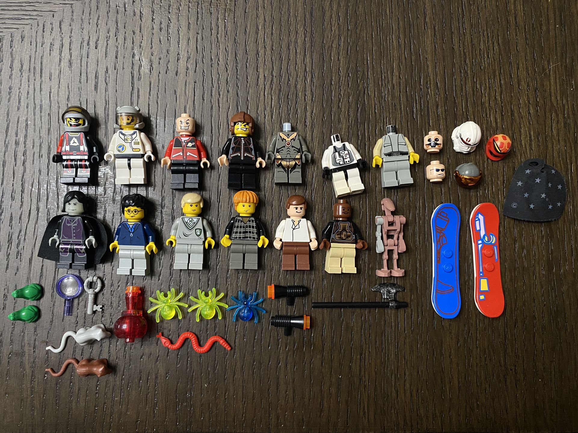 Lego Mini Figure Bundle With Accessories