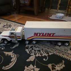 1970s Nylint 18 Wheeler Steel Toy Truck