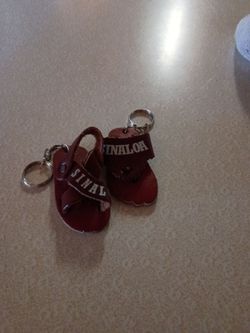 Sinaloa sandal keychain