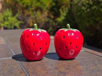 Set of 2 Vintage Ceramic Strawberries (4.5")