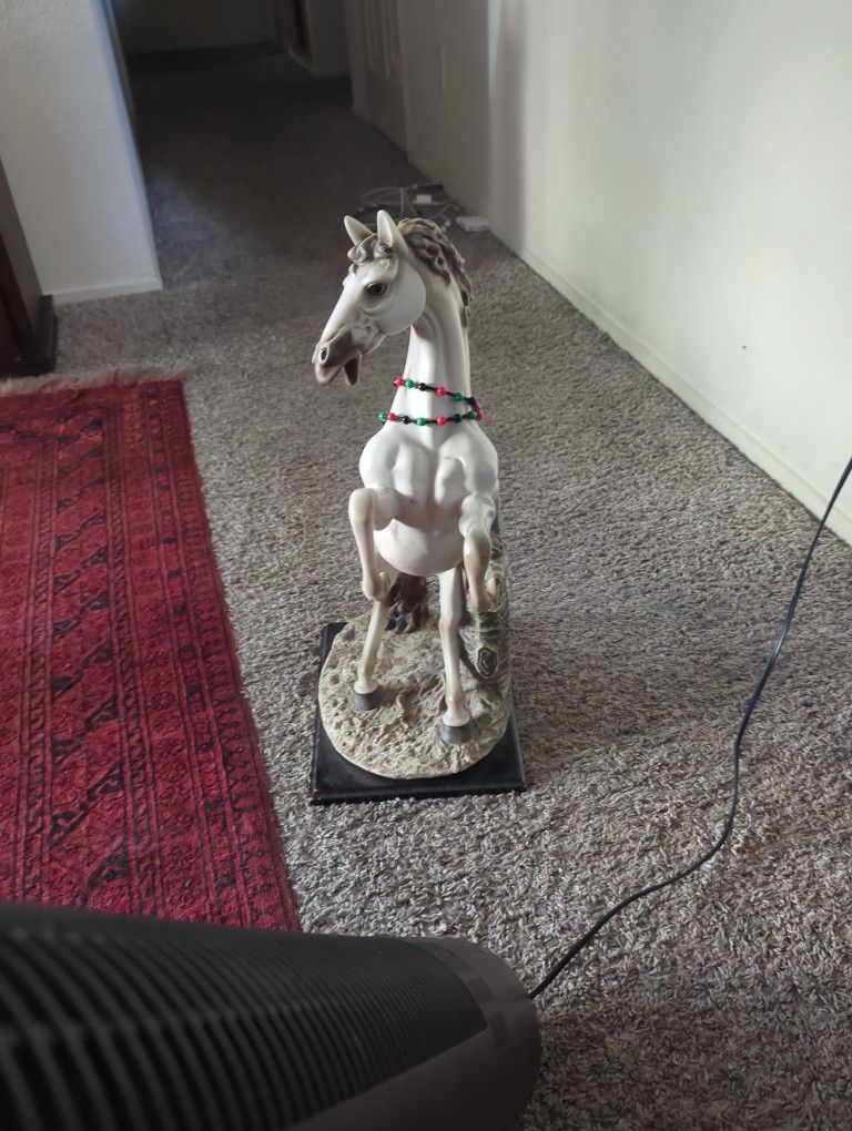 Horse Horse