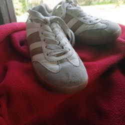 Size  12