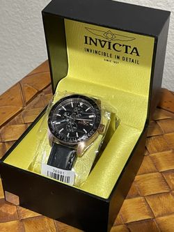 Invicta Men Analog Quartz Watch with Leather Strap 38981
