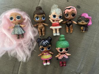 Lot Of LOL dolls