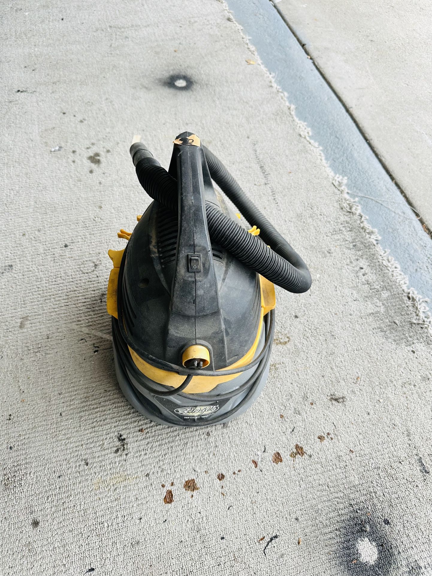 Stringer Wet Dry Vacuum