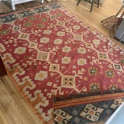 6’3”x 9’ Wool Rug
