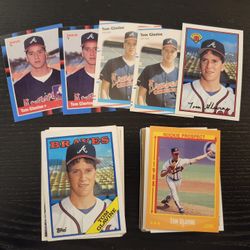 (121) Tom Glavine Baseball Card Collection - HOF