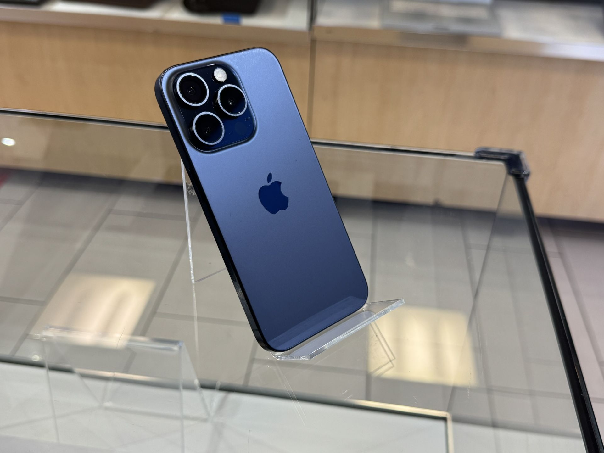 iPhone 15 Pro 128gb Unlocked 