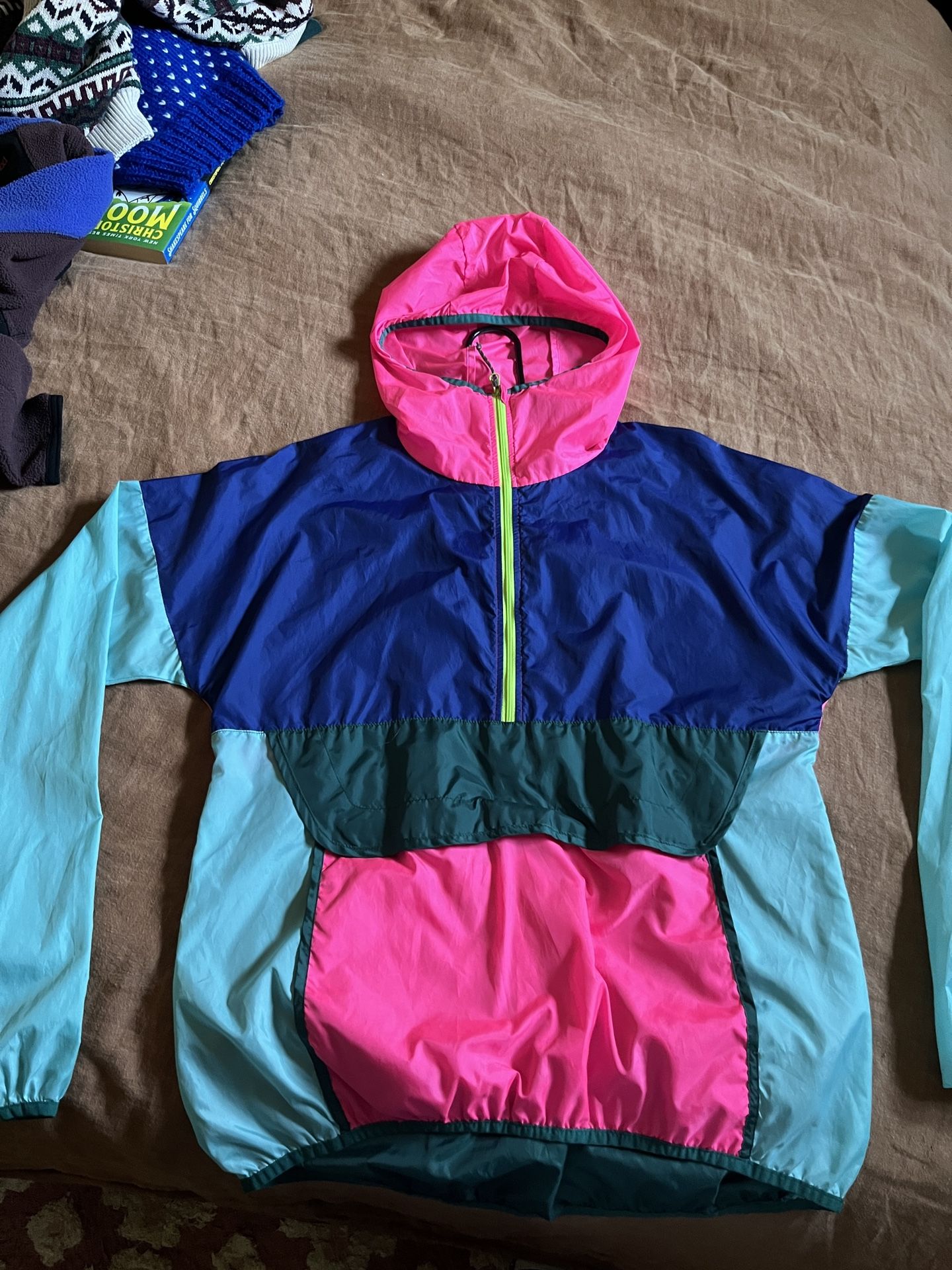 Cotopaxi Windbreaker 
