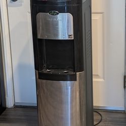 Water Dispenser