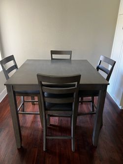 Barstool kitchen table