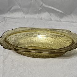 Vintage 10” Federal Depression Glass Oval Serving Bowl Yellow Amber Madrid