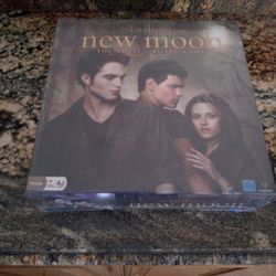 The Twilight Saga New Moon The Movie Board Game