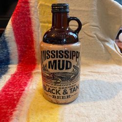 Vintage Mississippi Mud Black & Tan Beer Bottle 32oz