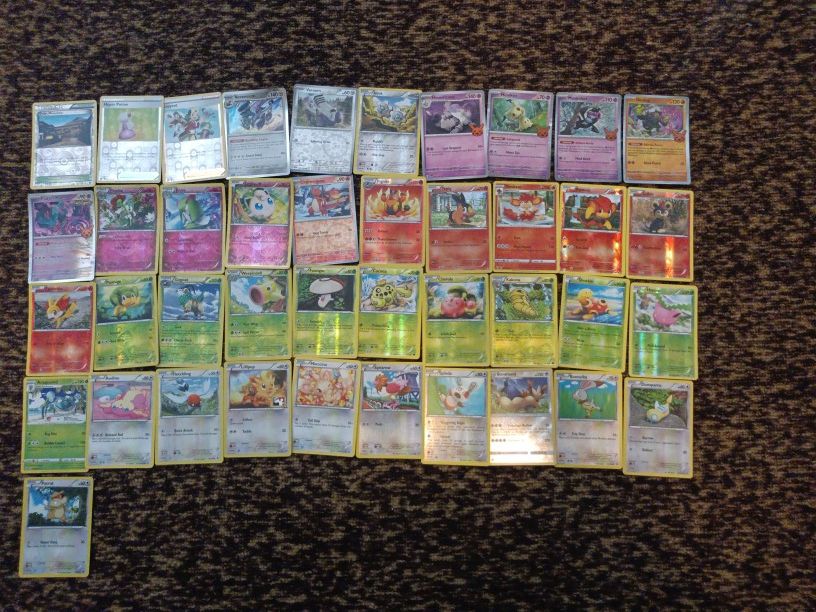 Pack Of 41 Pokemon Cards #5