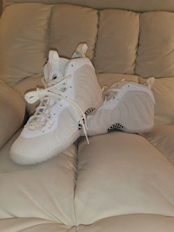 White White Foamy Foams