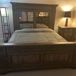 5 Piece Solid Oak King Size Bedroom Set