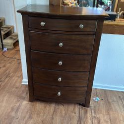 Bedroom Dresser 