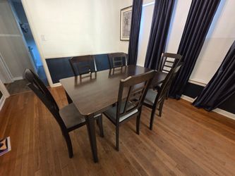 Dining room table