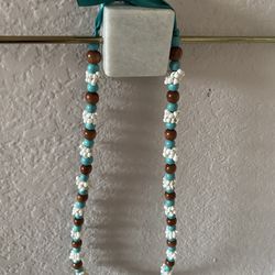Small to medium Lei $15